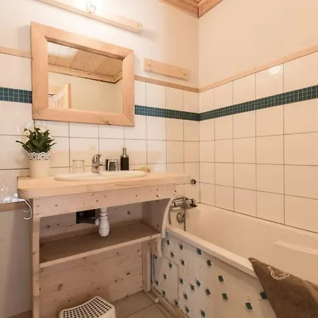 Chalet 7 Pers. Avec Piscine Commune 69020 Апартаменты